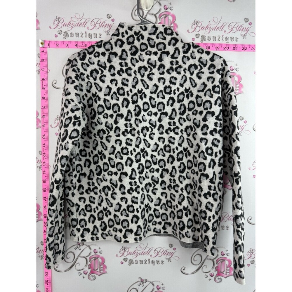 Cynthia Rowley sweater sparkly Black and White Leopard Print Turtleneck Sweater - Picture 2 of 12